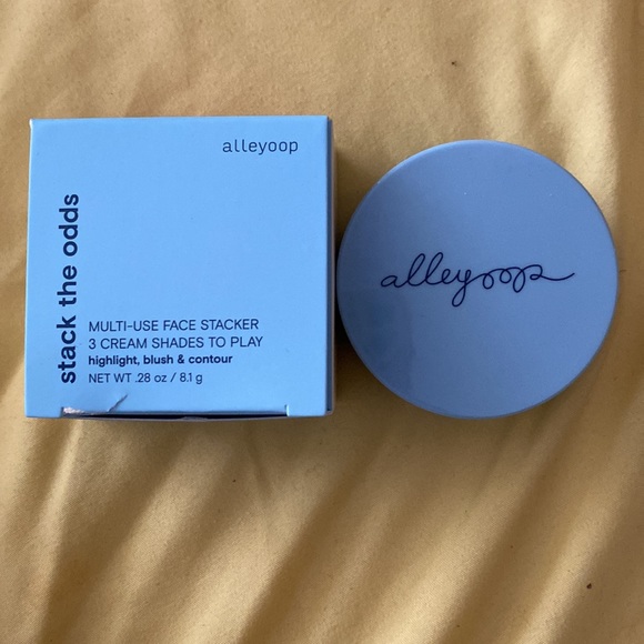 NWOT Stack The Odds Multi-Use Face Stacker - Picture 4 of 4